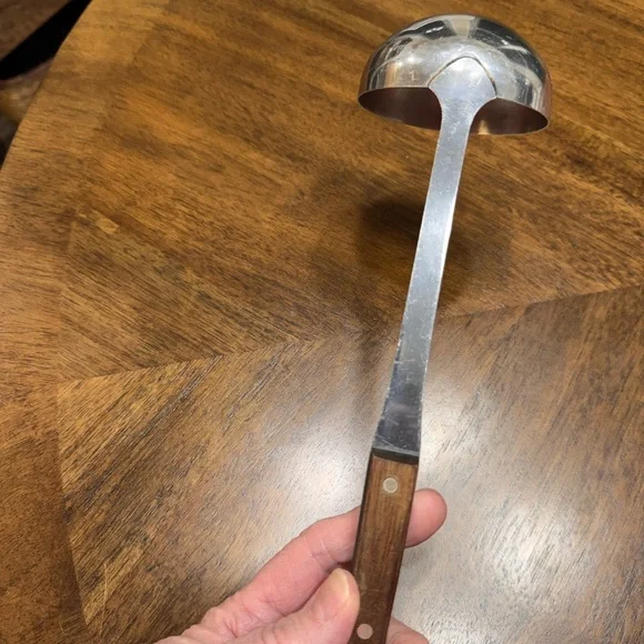 Vintage mid Century EKCO FLINT Soup Ladle Stainless Steel With Wood Handle - Picture 6 of 6